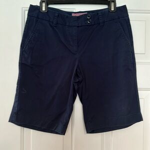 Women’s size 4 Vineyard vines shorts